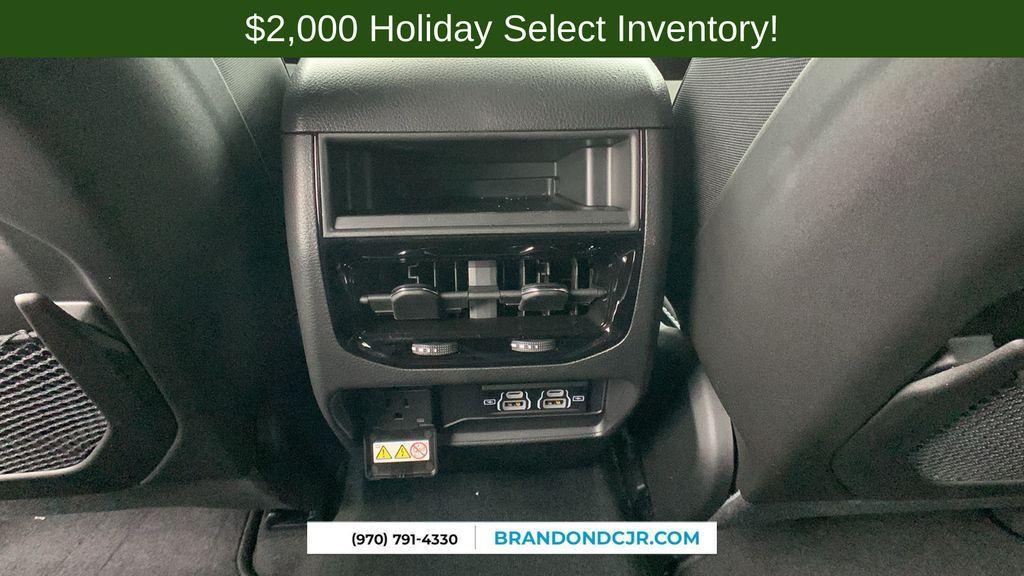 new 2025 Jeep Grand Cherokee car, priced at $41,932