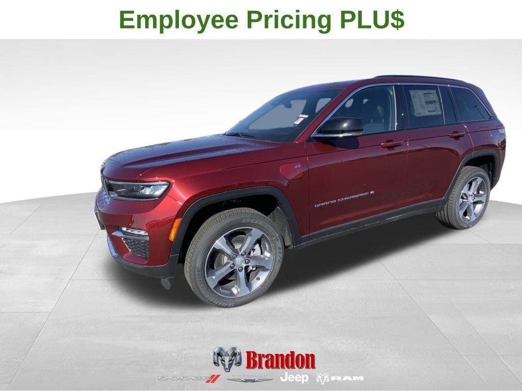 new 2025 Jeep Grand Cherokee 4xe car, priced at $58,174
