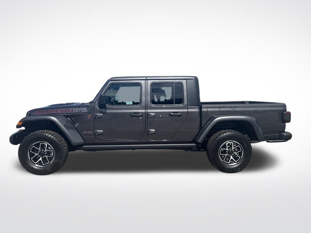 new 2025 Jeep Gladiator car, priced at $46,572
