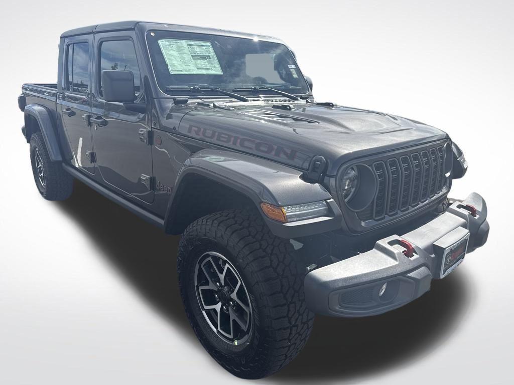 new 2025 Jeep Gladiator car, priced at $46,572