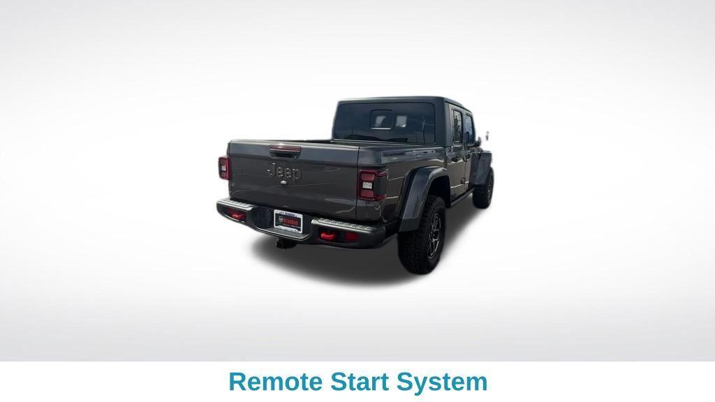 new 2025 Jeep Gladiator car, priced at $46,572