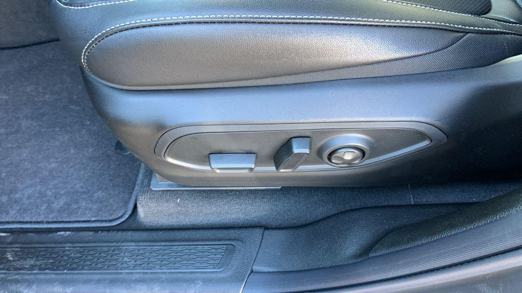 new 2025 Jeep Grand Cherokee L car, priced at $53,890
