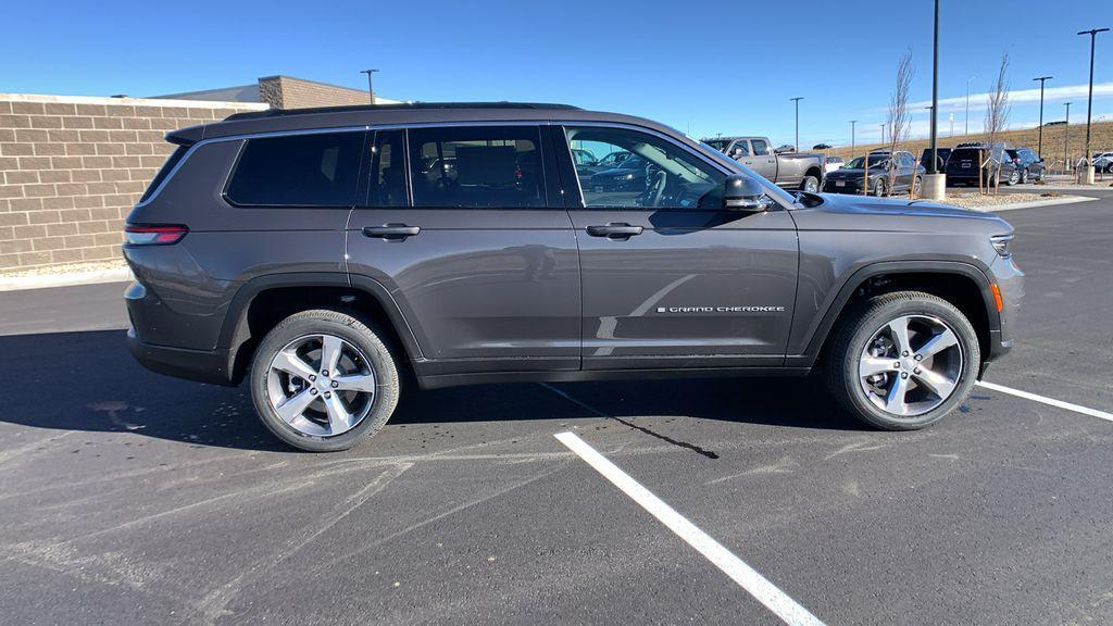new 2025 Jeep Grand Cherokee L car, priced at $53,890