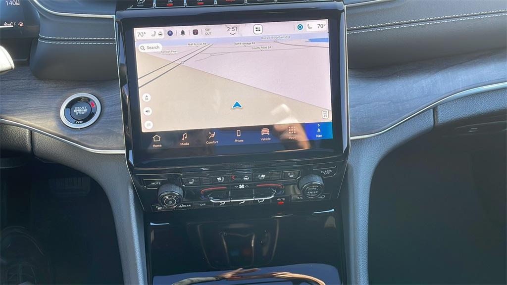 new 2025 Jeep Grand Cherokee L car, priced at $65,265