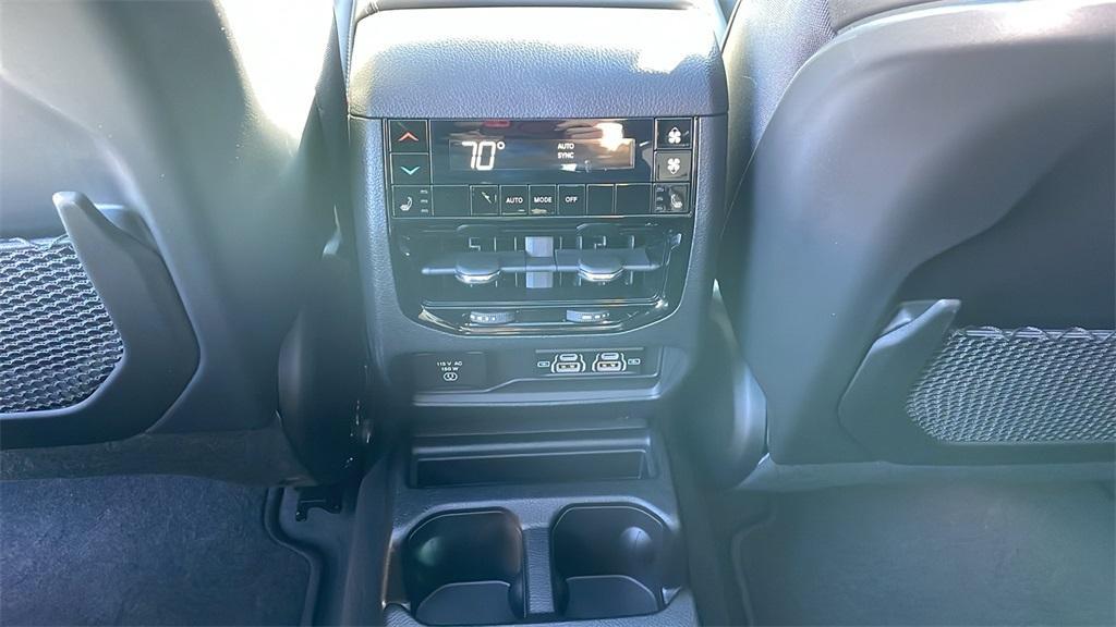 new 2025 Jeep Grand Cherokee L car, priced at $65,265