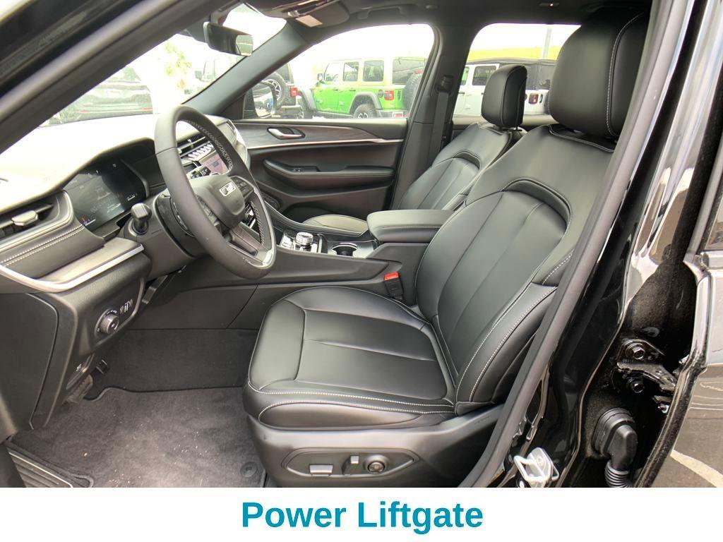 new 2025 Jeep Grand Cherokee L car, priced at $50,383