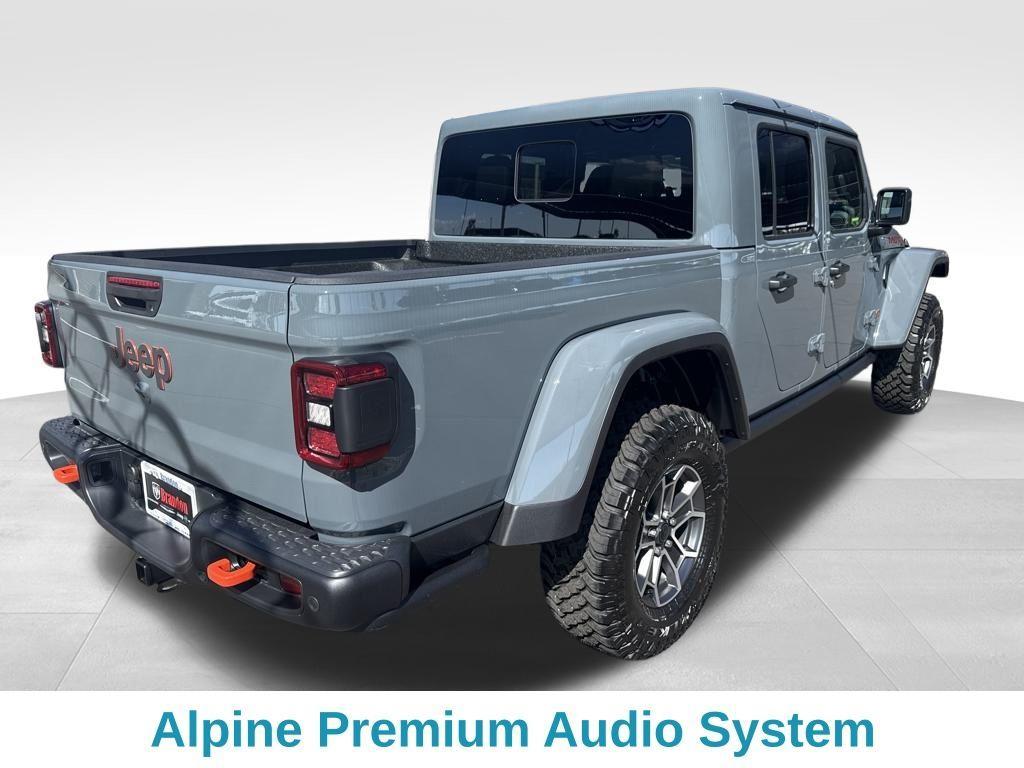 new 2025 Jeep Gladiator car, priced at $55,831