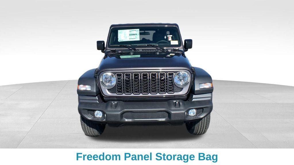 new 2025 Jeep Wrangler car, priced at $41,664