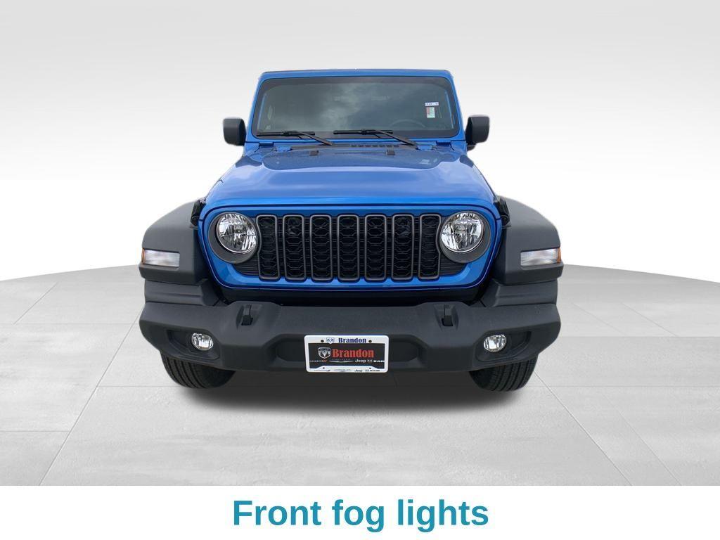 new 2025 Jeep Wrangler car, priced at $33,319