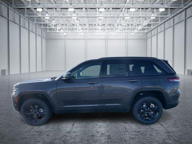 new 2025 Jeep Grand Cherokee car, priced at $52,230