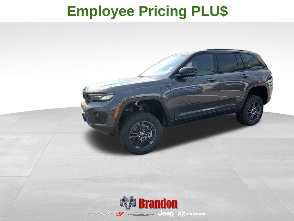 new 2025 Jeep Grand Cherokee 4xe car, priced at $62,784
