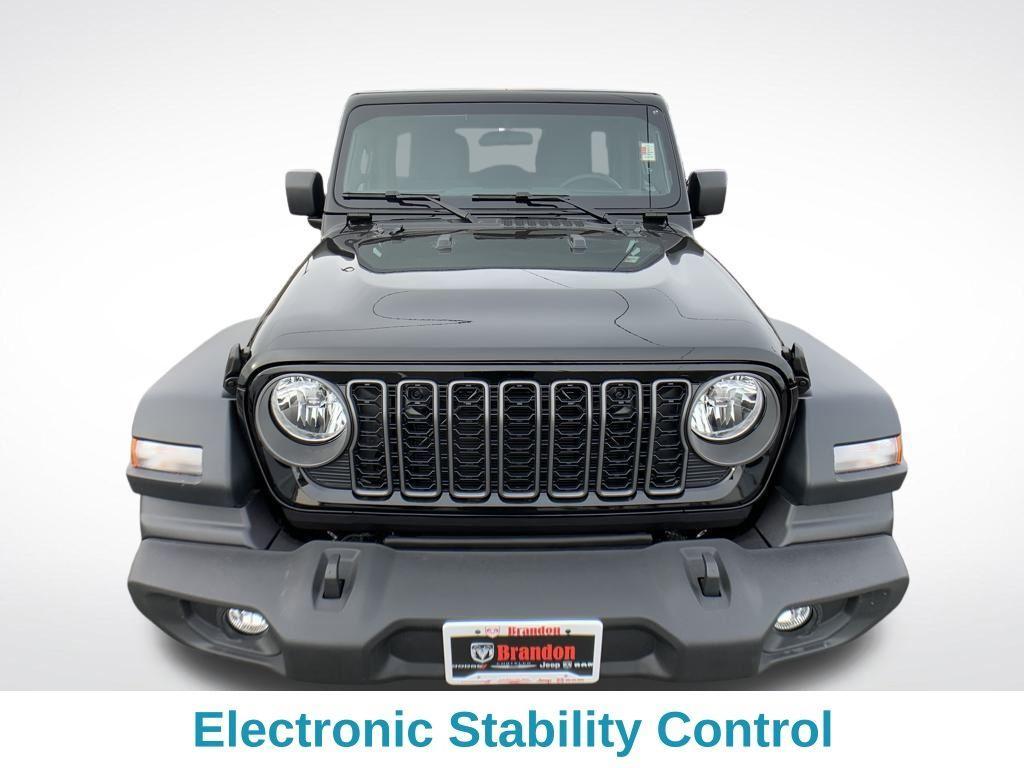 new 2026 Jeep Wrangler car, priced at $41,570