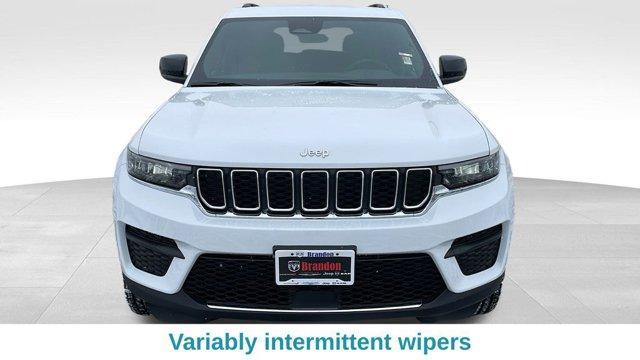 new 2025 Jeep Grand Cherokee car, priced at $36,696