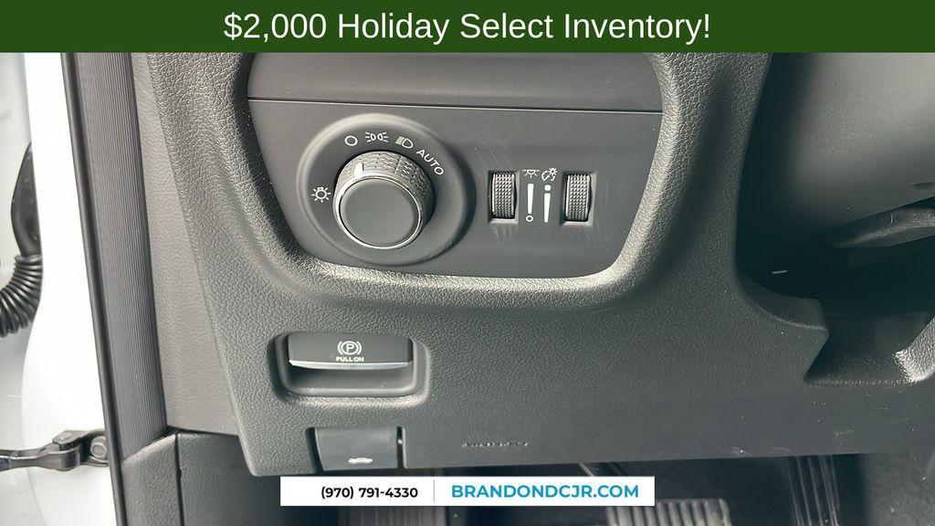 new 2025 Jeep Grand Cherokee car, priced at $36,696