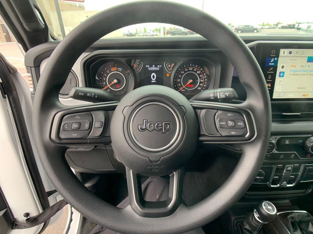 new 2025 Jeep Wrangler car, priced at $33,567