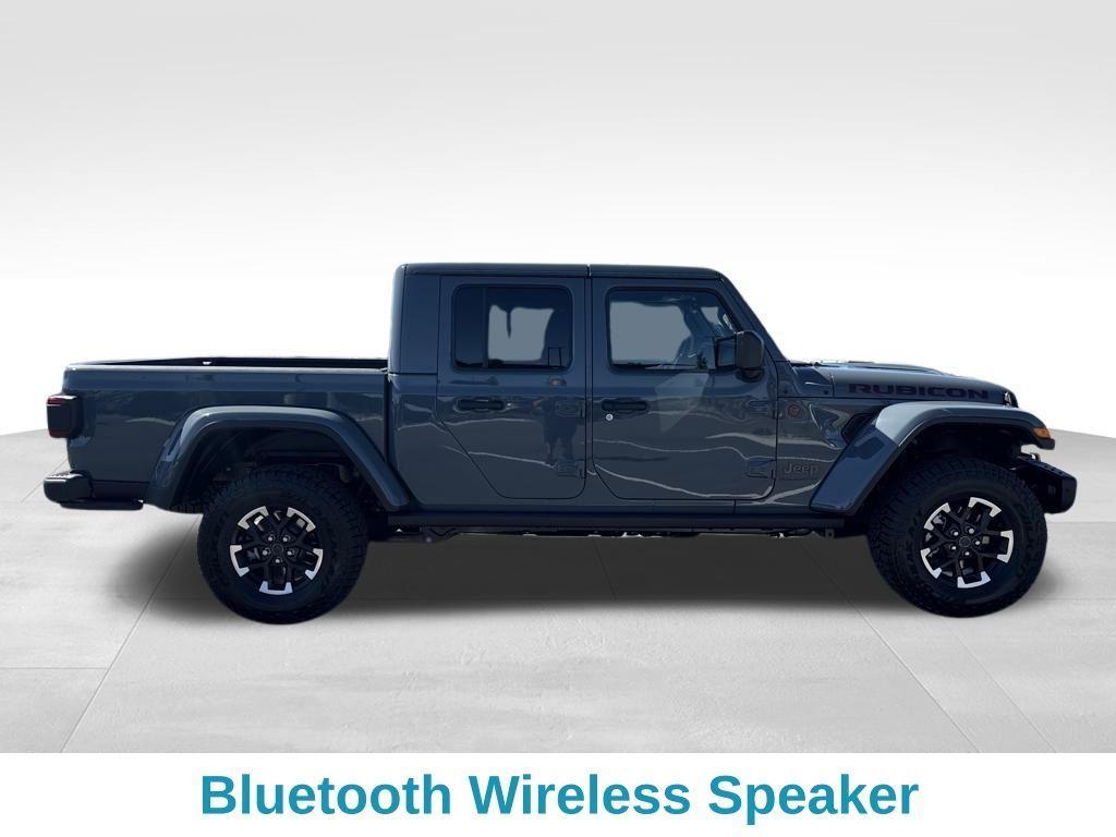 new 2025 Jeep Gladiator car, priced at $54,814