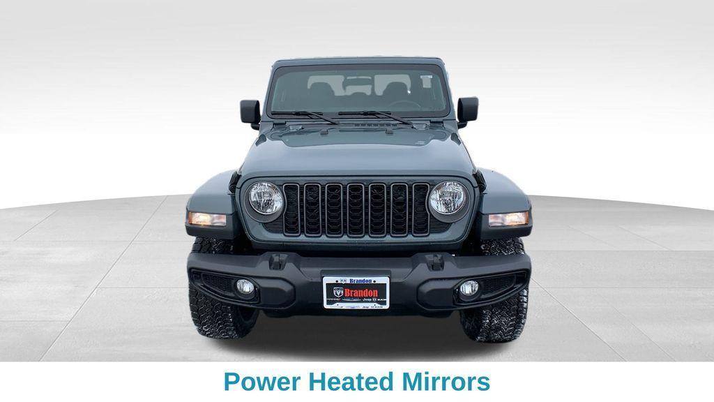 new 2025 Jeep Gladiator car, priced at $41,302