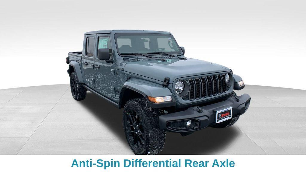 new 2025 Jeep Gladiator car, priced at $41,302