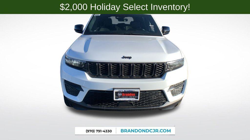 new 2025 Jeep Grand Cherokee car, priced at $42,568