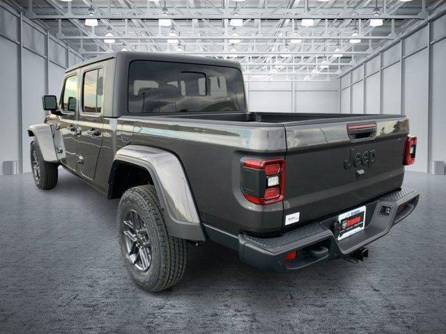 new 2025 Jeep Gladiator car, priced at $49,176