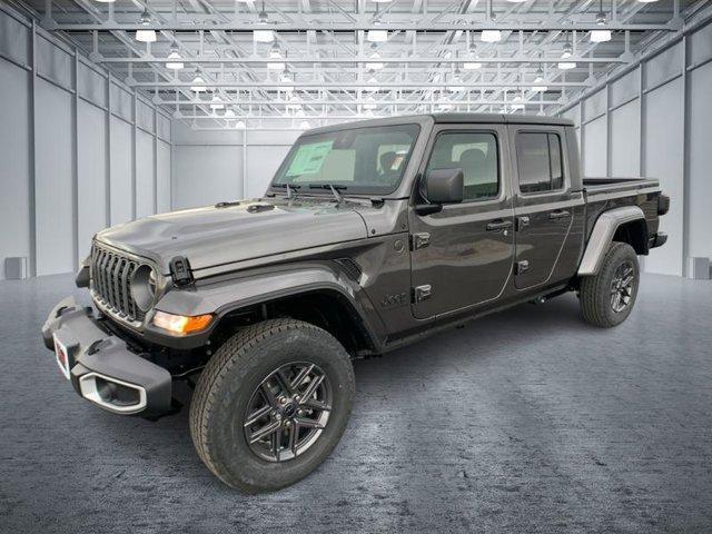 new 2025 Jeep Gladiator car, priced at $49,176