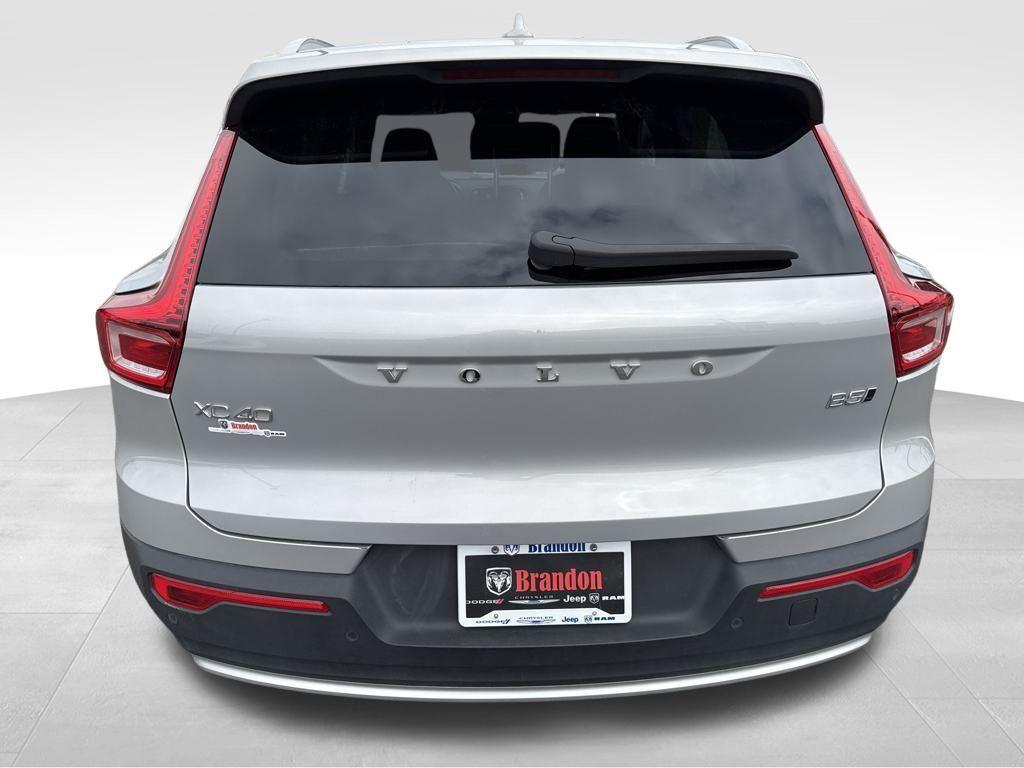used 2025 Volvo XC40 car, priced at $34,882