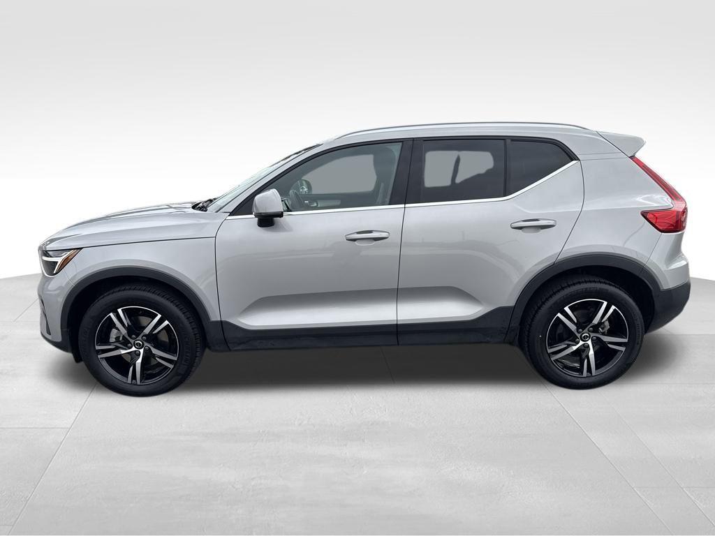 used 2025 Volvo XC40 car, priced at $34,882