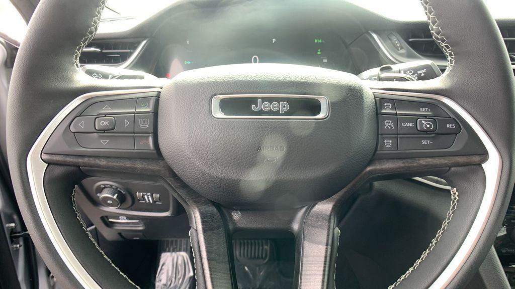 new 2025 Jeep Grand Cherokee 4xe car, priced at $48,798