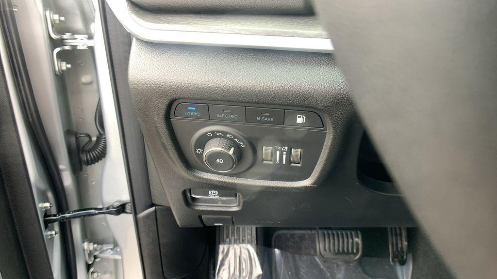 new 2025 Jeep Grand Cherokee 4xe car, priced at $48,798