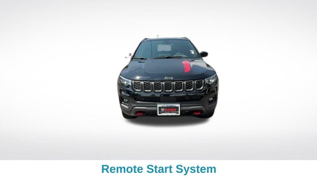 new 2025 Jeep Compass car, priced at $32,310