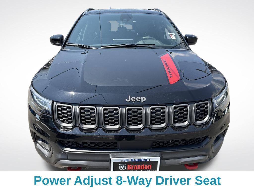new 2025 Jeep Compass car, priced at $32,310