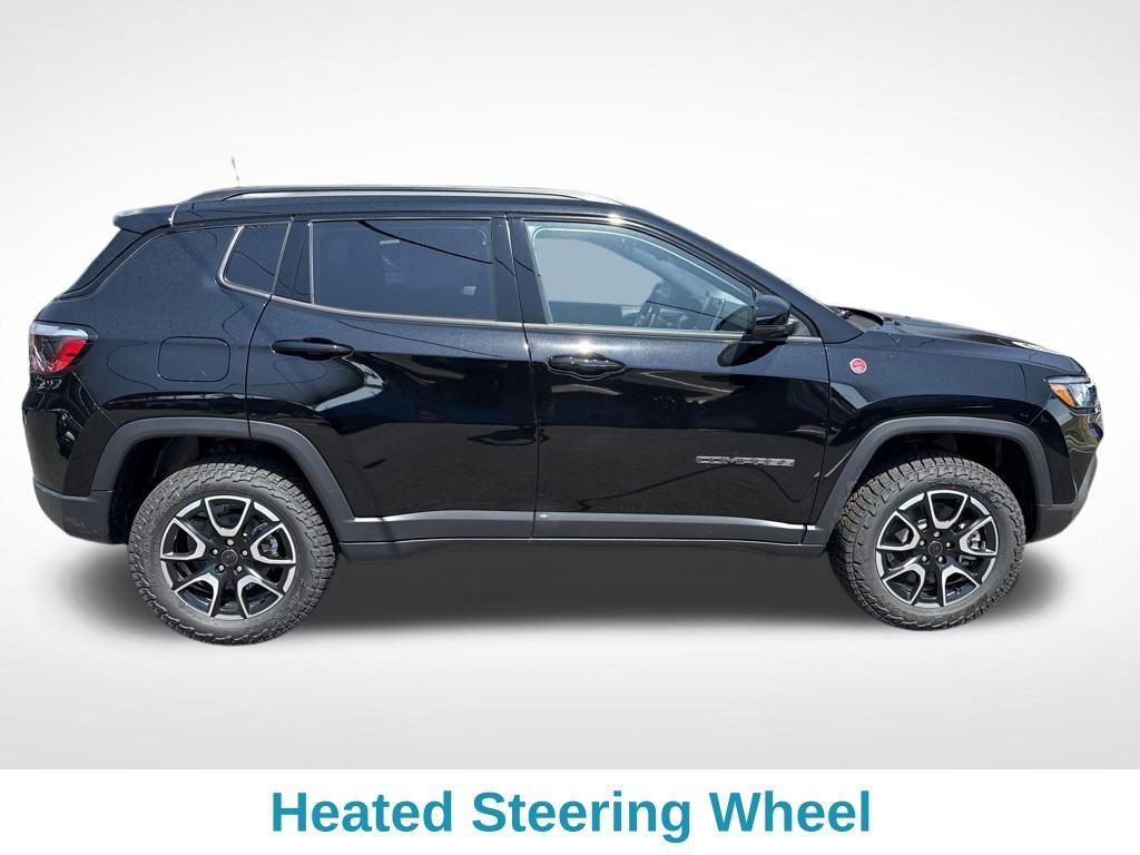 new 2025 Jeep Compass car, priced at $32,310