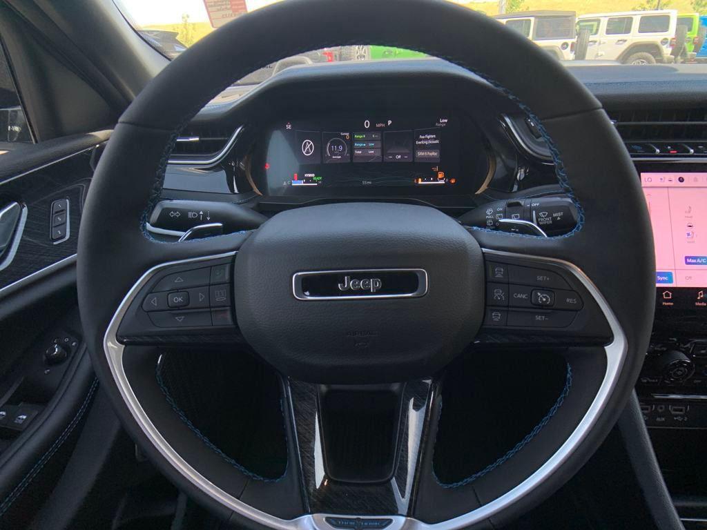 new 2025 Jeep Grand Cherokee 4xe car, priced at $60,500