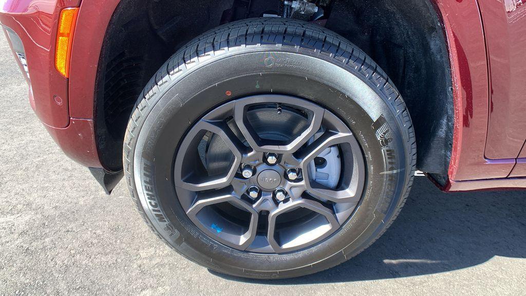 new 2025 Jeep Grand Cherokee 4xe car, priced at $56,050