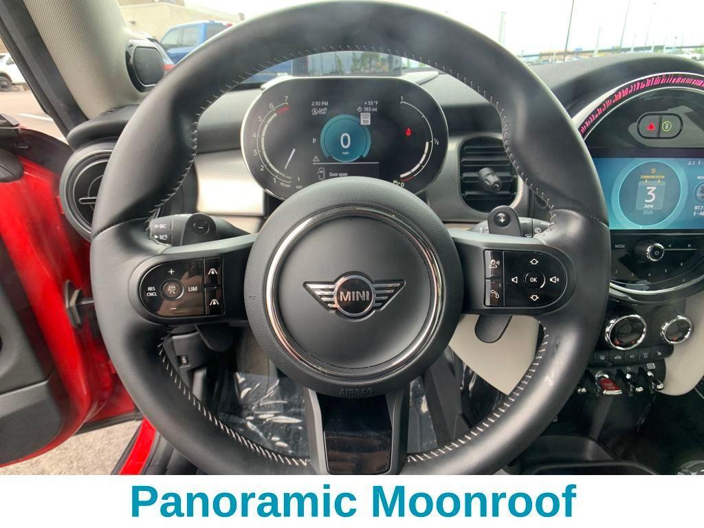 used 2023 MINI Hardtop car, priced at $27,080