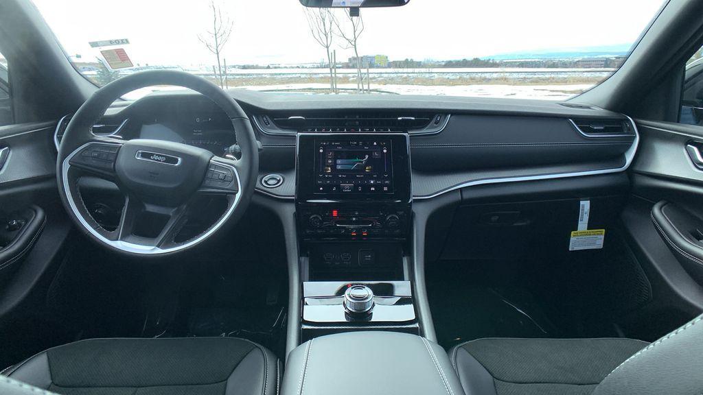 new 2025 Jeep Grand Cherokee L car, priced at $46,755