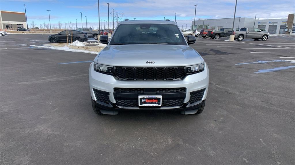 new 2025 Jeep Grand Cherokee L car, priced at $44,255