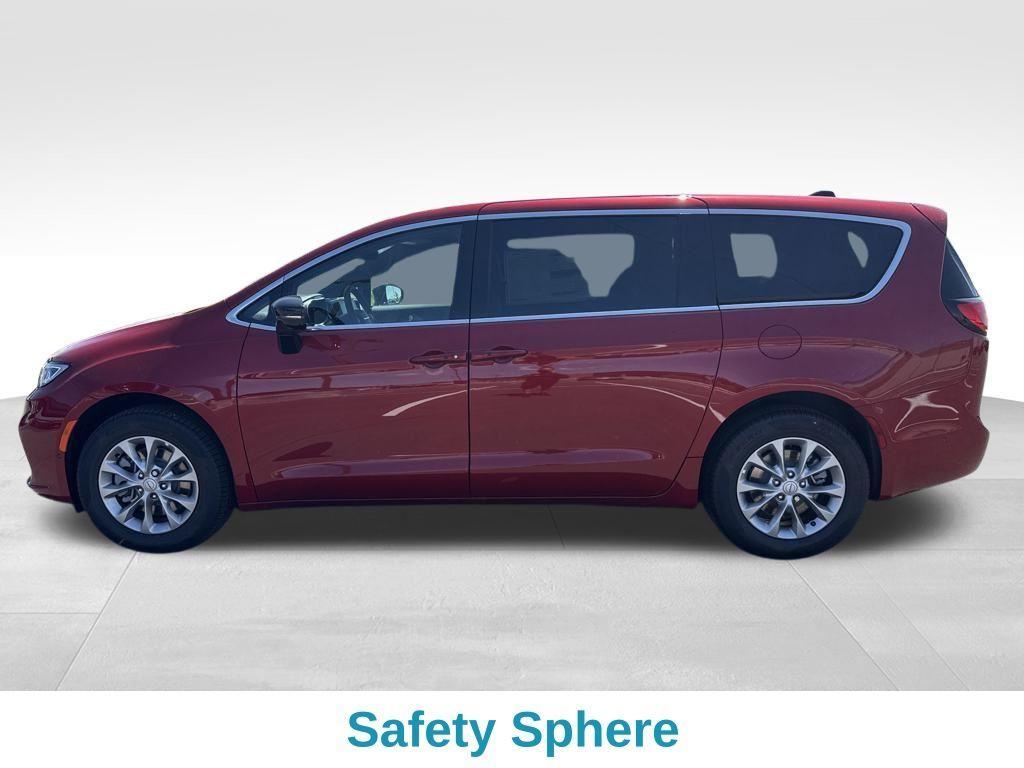 new 2025 Chrysler Pacifica car, priced at $45,123