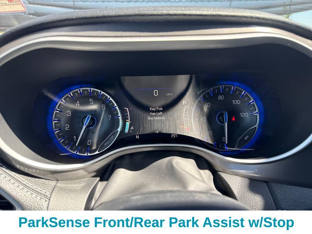 new 2025 Chrysler Pacifica car, priced at $45,123
