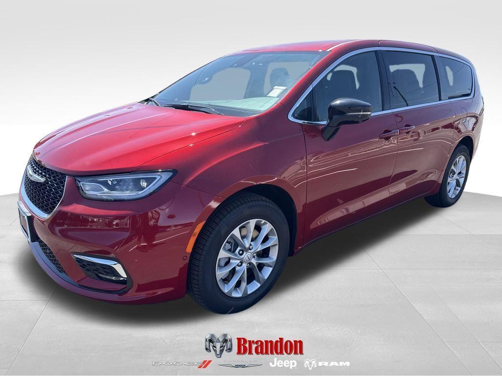 new 2025 Chrysler Pacifica car, priced at $43,539