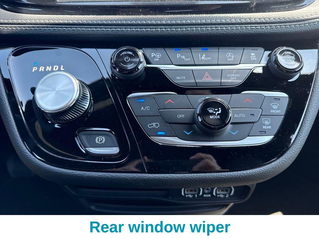 new 2025 Chrysler Pacifica car, priced at $45,123