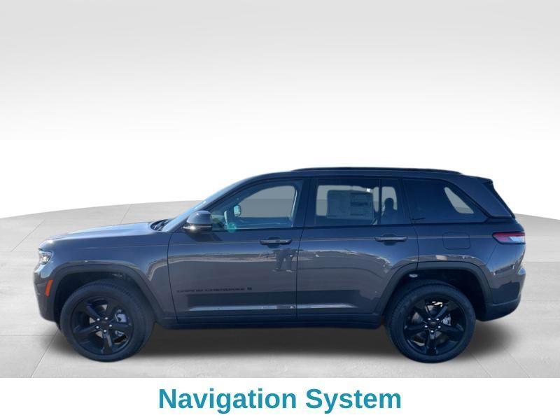 new 2025 Jeep Grand Cherokee car, priced at $45,758