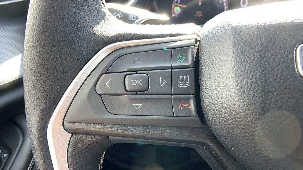 new 2025 Jeep Grand Cherokee L car, priced at $47,418