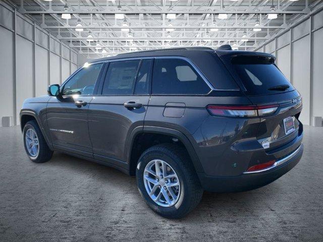 new 2025 Jeep Grand Cherokee car, priced at $38,465