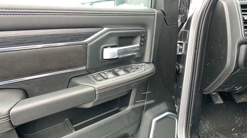 new 2024 Ram 3500 car, priced at $78,456