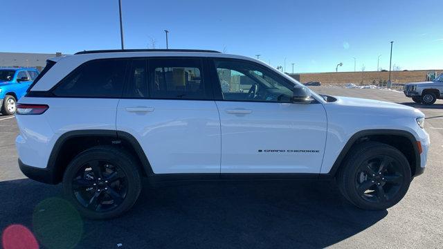 used 2024 Jeep Grand Cherokee car, priced at $40,893