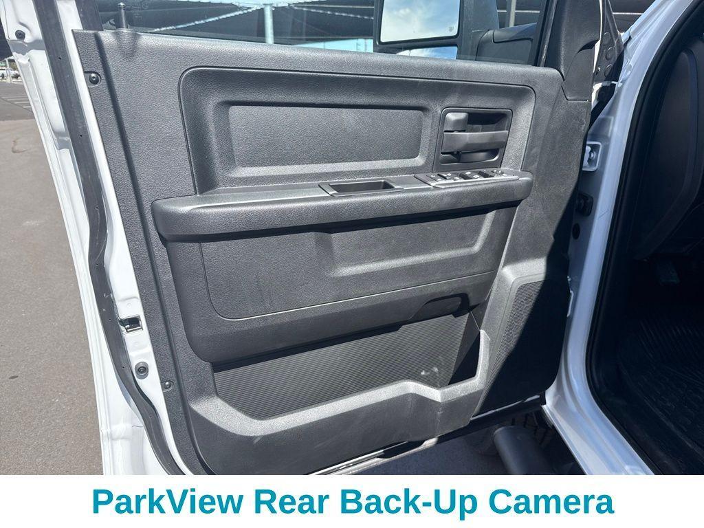 new 2025 Ram 3500 car, priced at $55,585