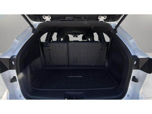 used 2022 Toyota Highlander car, priced at $36,600