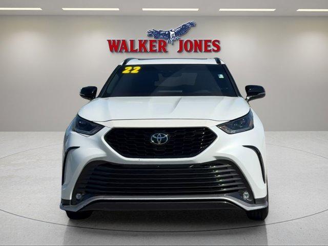 used 2022 Toyota Highlander car, priced at $36,600
