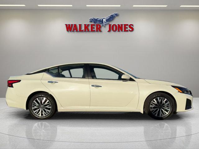 used 2024 Nissan Altima car, priced at $30,991